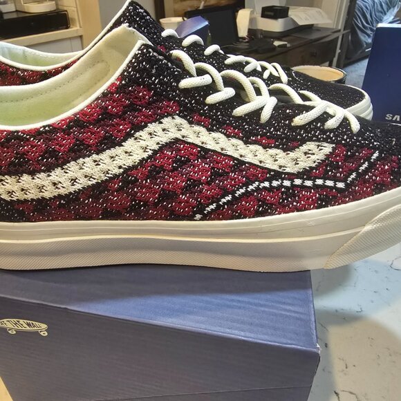 Vans Old Skool 36 LX Premium Skateboarding VN000EFKBRD Bordeaux Red MENS 10 NEW - Picture 2 of 16